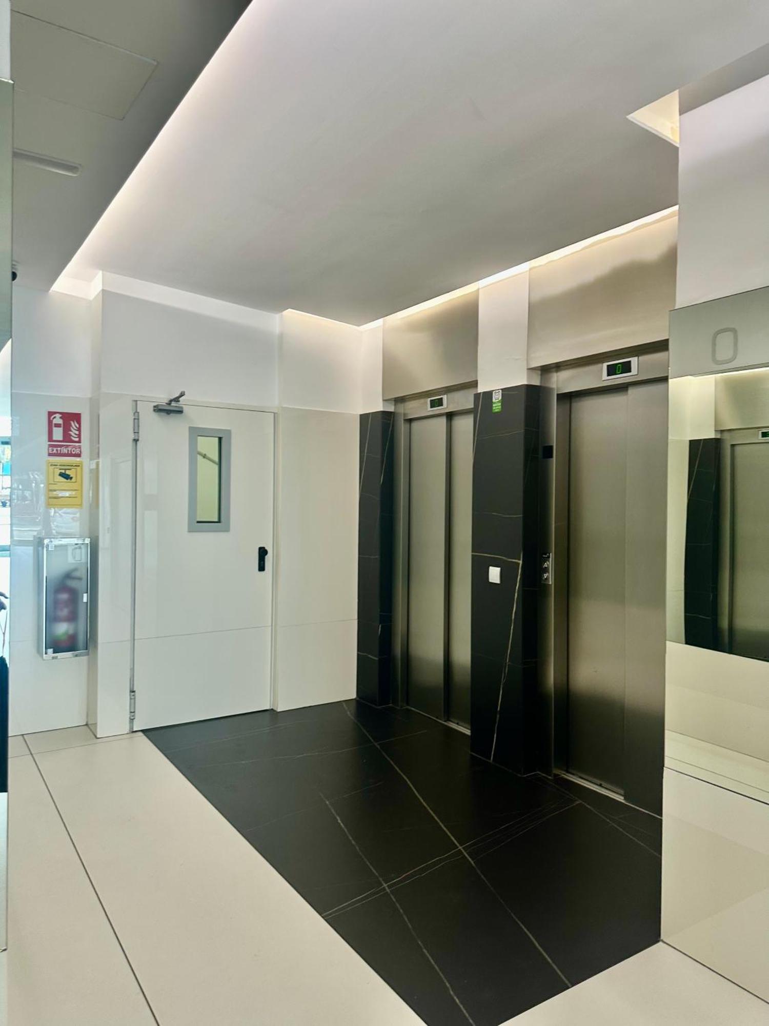 Ranee - 2 Bed 2 Bath In Centre * Las Palmas