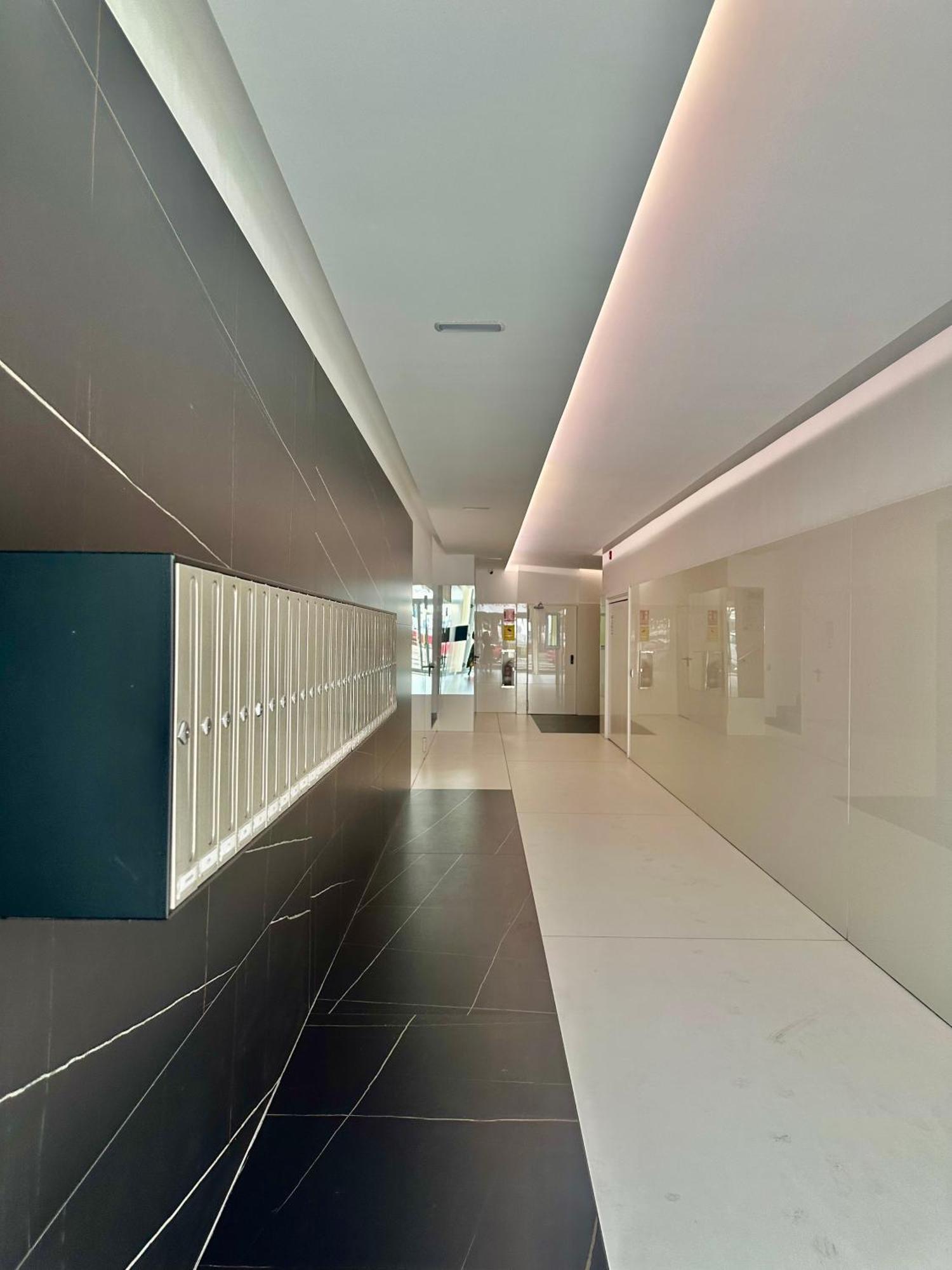 Ranee - 2 Bed 2 Bath In Centre * Las Palmas